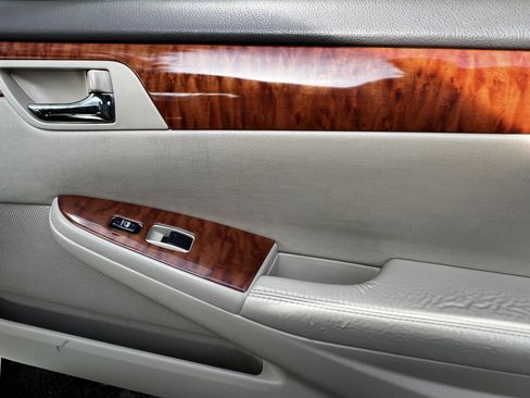 Used 2008 Toyota Solara SLE image 35