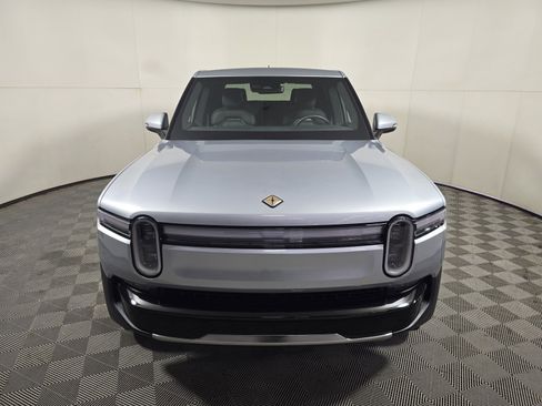 Used 2025 Rivian R1T Adventure AWD/4WD image 8
