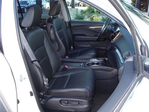 Used 2022 Honda Pilot Special Edition image 11