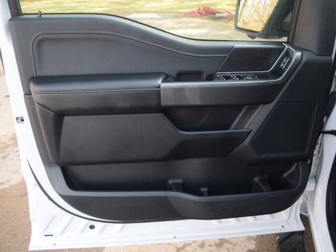 Used 2023 Ford F150 XLT w/ Equipment Group 302A High image 15