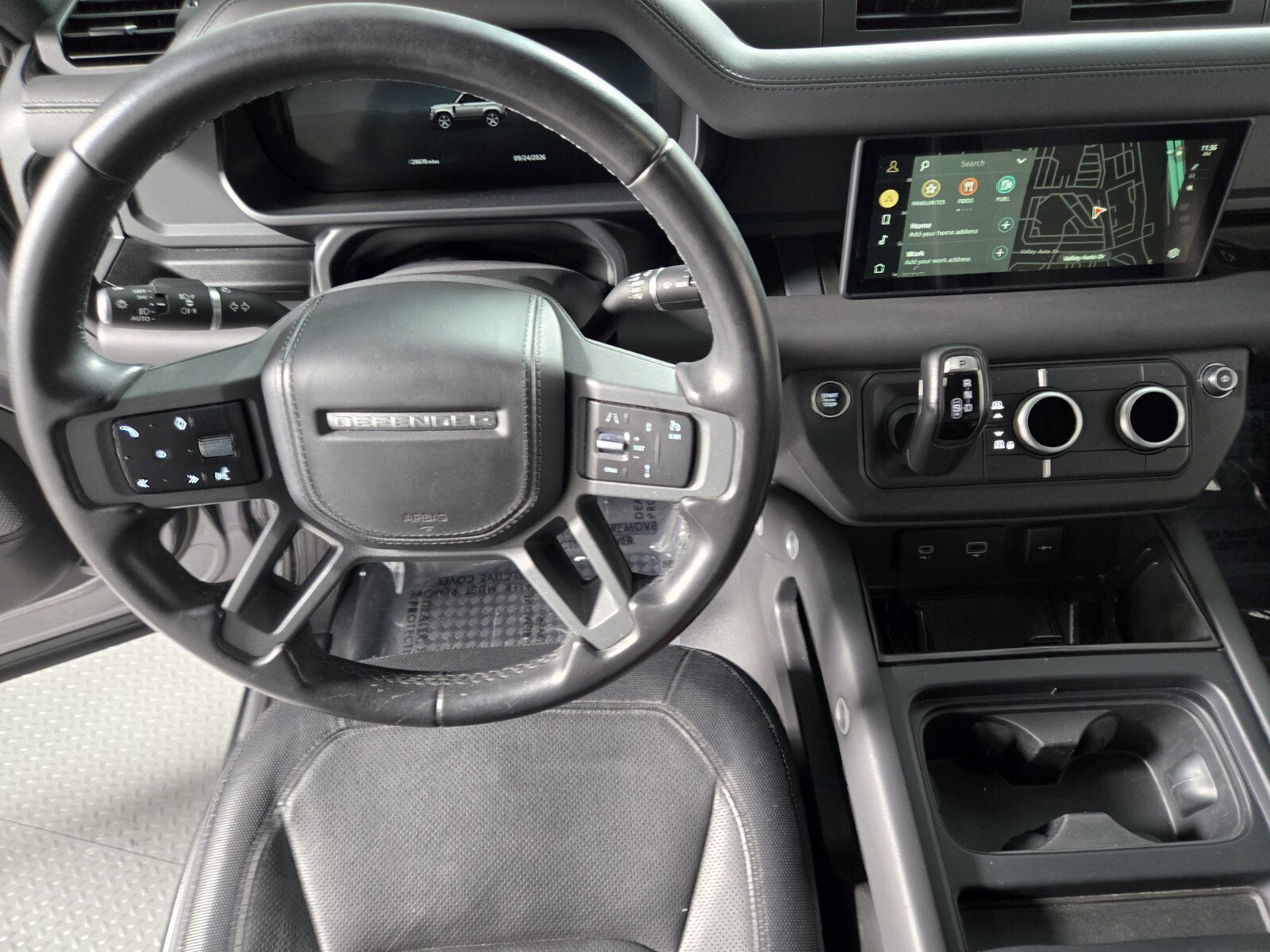 Used 2023 Land Rover Defender 90 X-Dynamic SE AWD/4WD image 13