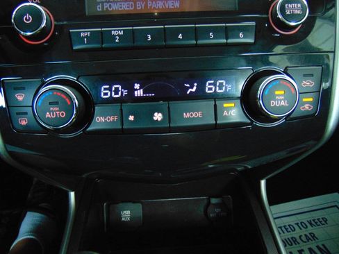 Used 2015 Nissan Altima 2.5 SL FWD image 16