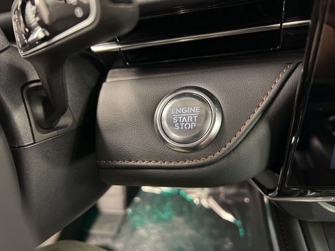 New 2026 Lincoln Nautilus Reserve w/ Jet Appearance Package image 19