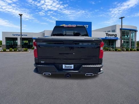 Used 2024 Chevrolet Silverado 1500 High Country w/ Technology Package AWD/4WD image 6