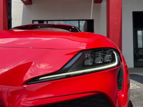 Used 2022 Toyota Supra Premium w/ Driver Assist Package RWD image 5