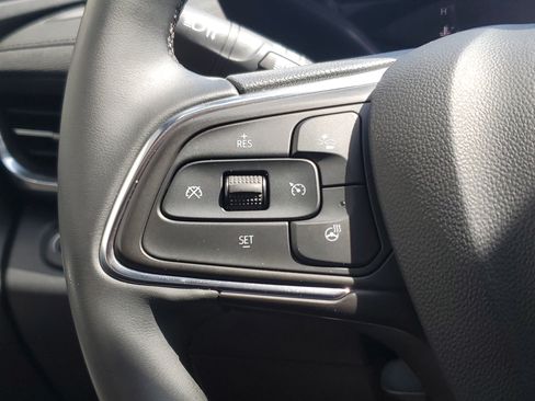 Used 2025 Buick Envista Sport Touring w/ Convenience I Package FWD image 24