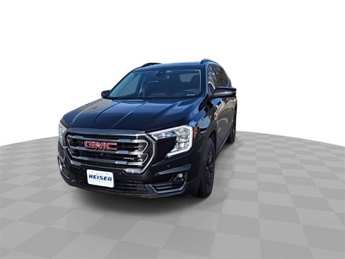 Used 2024 GMC Terrain AT4 w/ Infotainment Package II image 3
