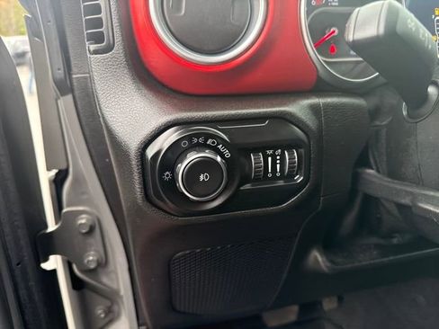 Used 2021 Jeep Wrangler Unlimited Rubicon image 15