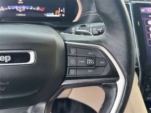 Used 2021 Jeep Grand Cherokee L Limited image 13