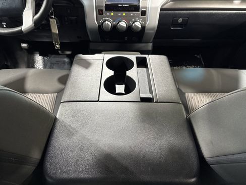 Used 2017 Toyota Tundra SR5 image 20