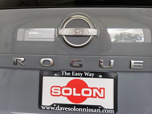 Used 2023 Nissan Rogue SL w/ SL Premium Package AWD/4WD image 29