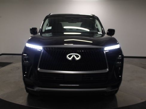 New 2025 INFINITI QX80 Luxe image 8