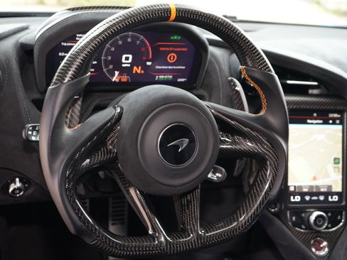 Used 2019 McLaren 720S Luxury RWD image 29