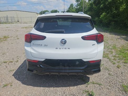 Used 2024 Buick Encore GX Sport Touring FWD image 5