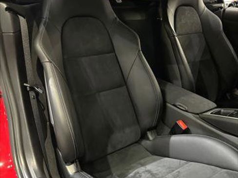 Used 2016 Porsche Cayman GT4 image 22