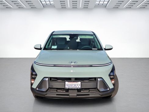 Used 2026 Hyundai Kona SE image 2