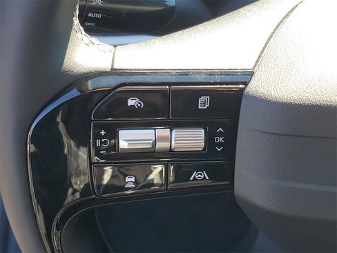 New 2026 Kia Sorento S image 12