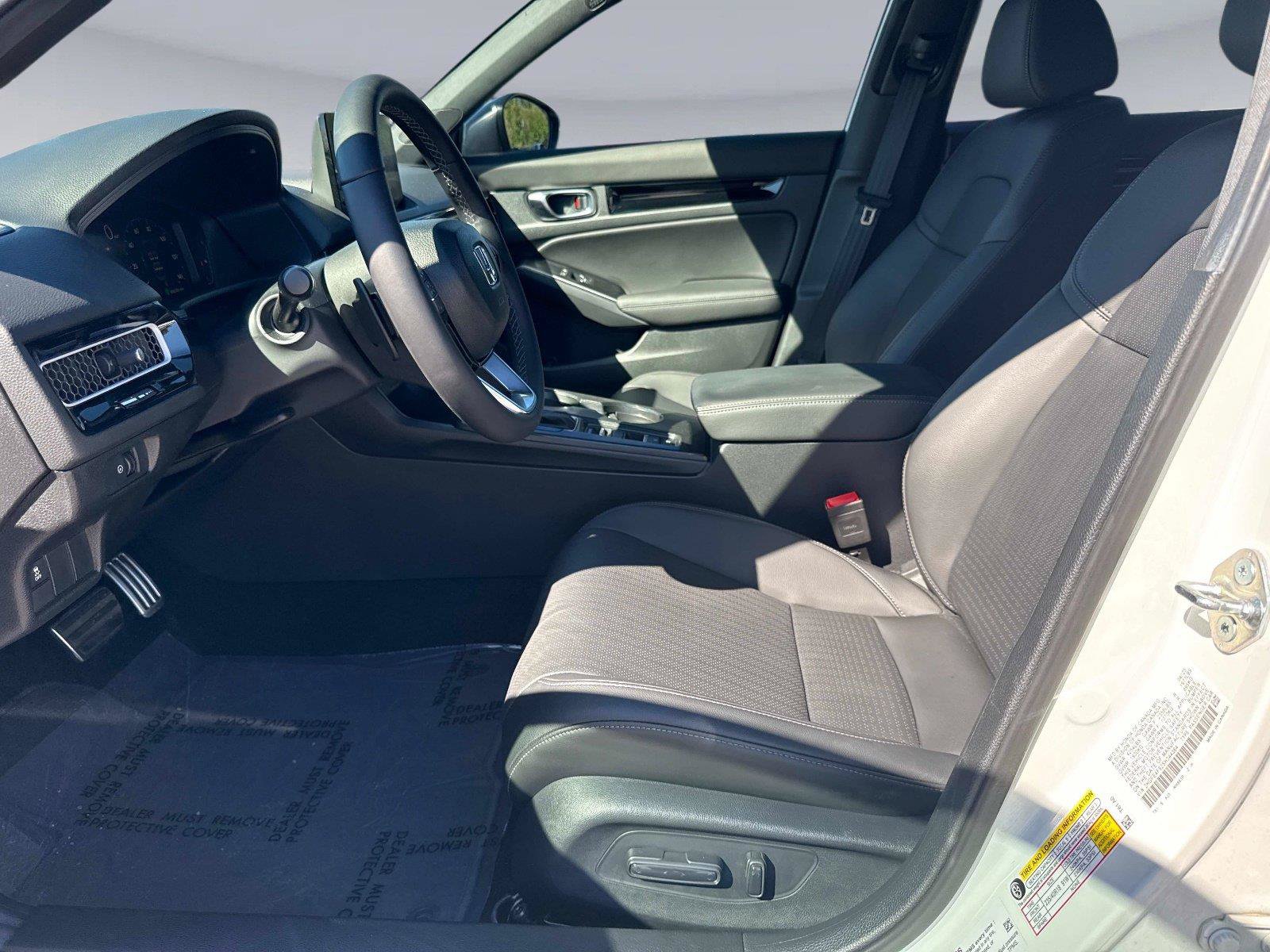 Certified 2025 Honda Civic Sport Touring image 19