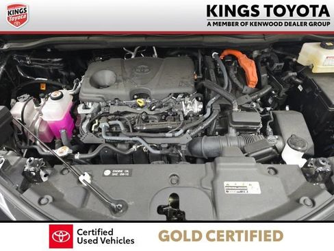 Certified 2025 Toyota Sienna XLE AWD/4WD image 26