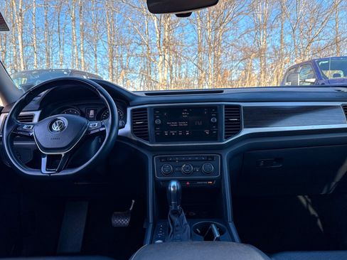 Used 2019 Volkswagen Atlas SE image 30