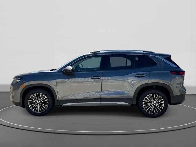 Certified 2026 Volkswagen Tiguan S w/ 18" Wheel Package FWD image 4