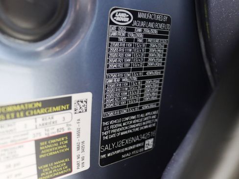 Used 2022 Land Rover Range Rover Velar S image 38