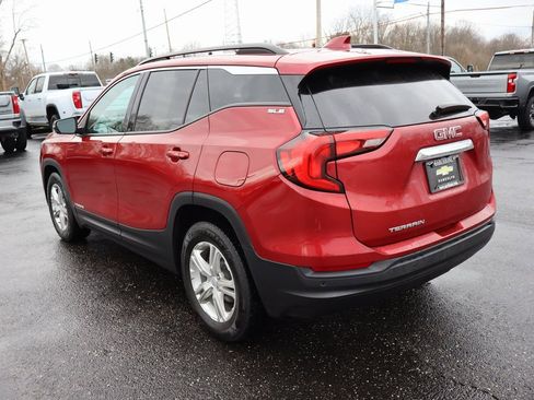 Used 2020 GMC Terrain SLE w/ Driver Convenience Package image 3