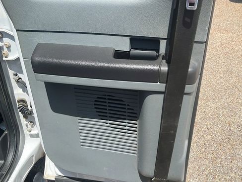 Used 2015 Ford F250 XL w/ Power Equipment Group RWD image 12