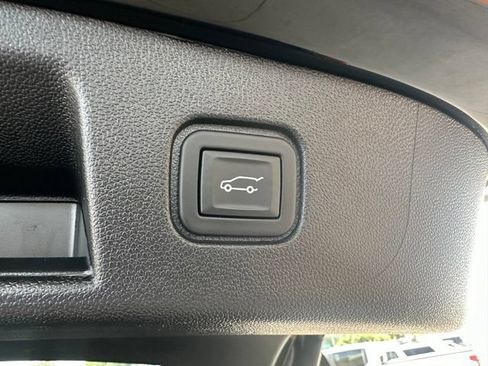 Used 2024 Chevrolet Blazer EV LT AWD/4WD image 26