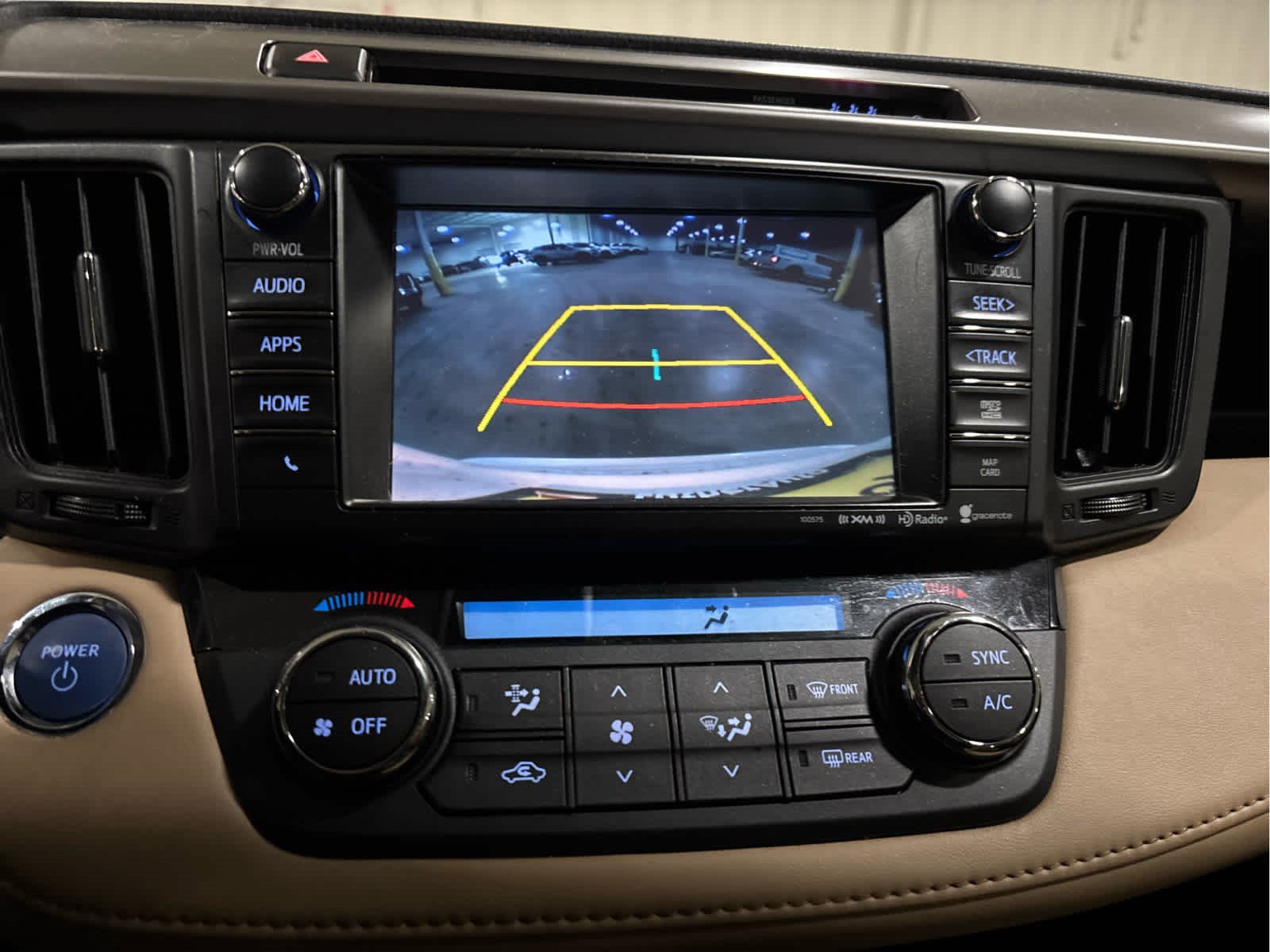 Certified 2018 Toyota RAV4 Limited AWD/4WD image 10