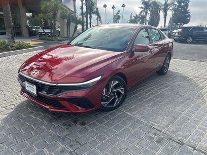 New 2025 Hyundai Elantra SEL