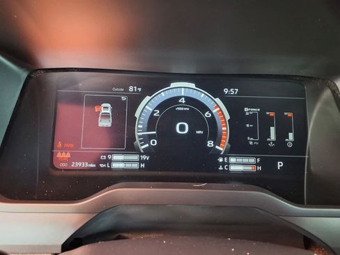 Used 2024 Toyota Tundra Limited w/ TRD Off-Road Package AWD/4WD image 19