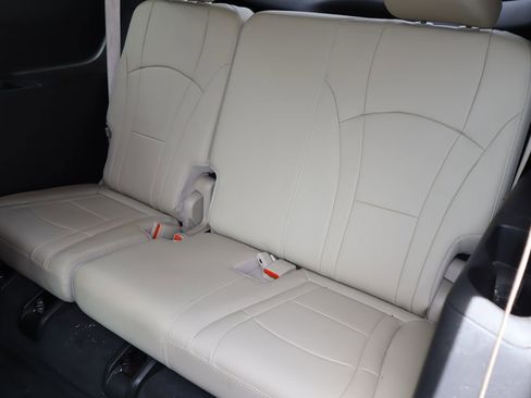 Used 2021 Buick Enclave Premium w/ Sun and Sites Package image 7