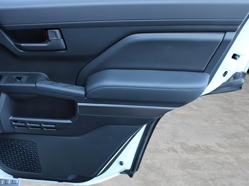 Used 2025 Toyota 4Runner TRD Off-Road image 22