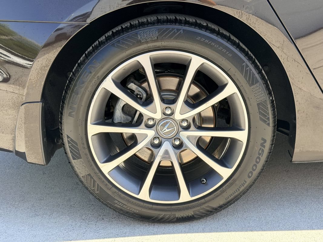 Used 2017 Acura TLX w/ Advance Package FWD image 28