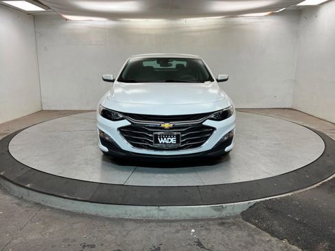 Used 2025 Chevrolet Malibu LT image 8