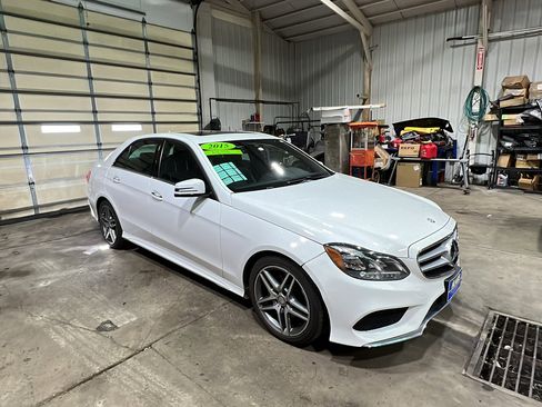 Used 2015 Mercedes-Benz E 350 4MATIC Sedan image 8