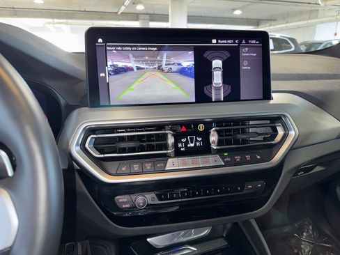 Used 2025 BMW X4 xDrive30i image 27