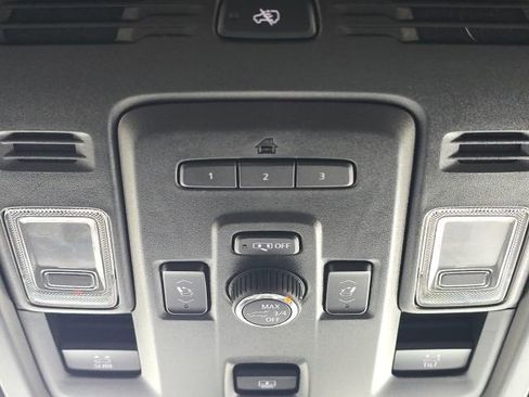 Used 2021 GMC Yukon XL Denali w/ Denali Premium Package AWD/4WD image 49