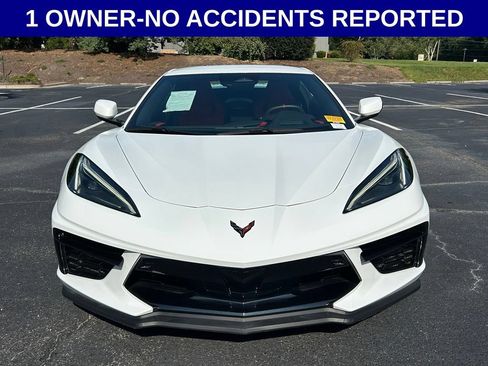 Used 2024 Chevrolet Corvette Stingray Preferred Conv w/ Z51 Performance Package RWD image 11