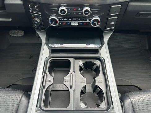 Used 2025 Ford F350 Lariat w/ Black Appearance Package image 25