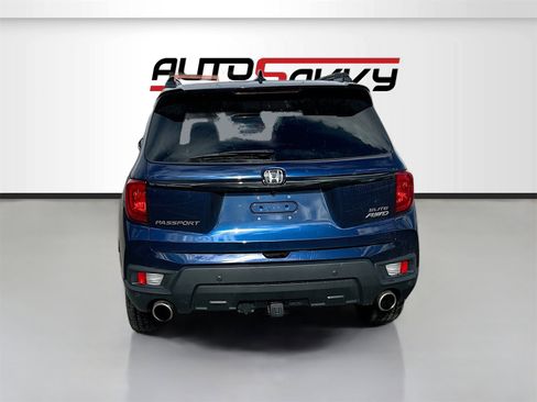 Used 2023 Honda Passport Elite image 6