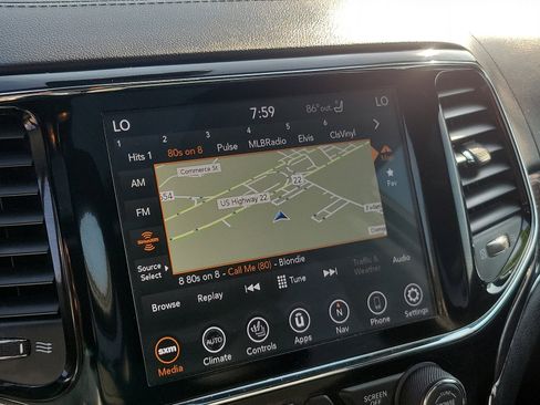 Certified 2021 Jeep Grand Cherokee Overland image 17