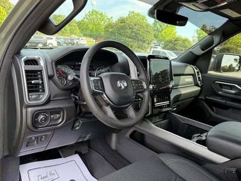 Used 2025 RAM 1500 Big Horn RWD image 16