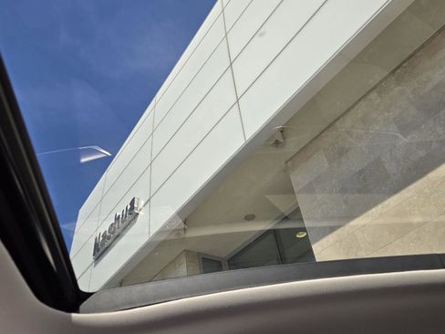 Certified 2023 INFINITI QX50 Luxe w/ Cargo Package image 31