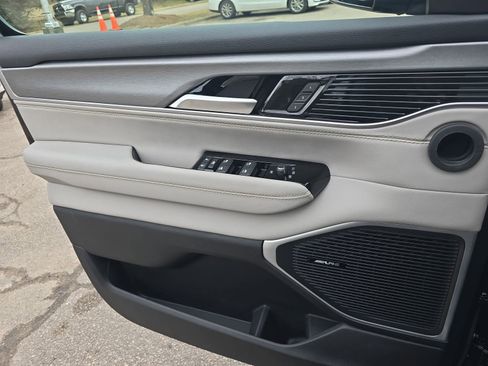 New 2026 Jeep Grand Wagoneer 2WD image 29