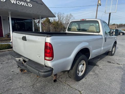 Used 2006 Ford F350 XLT RWD image 5