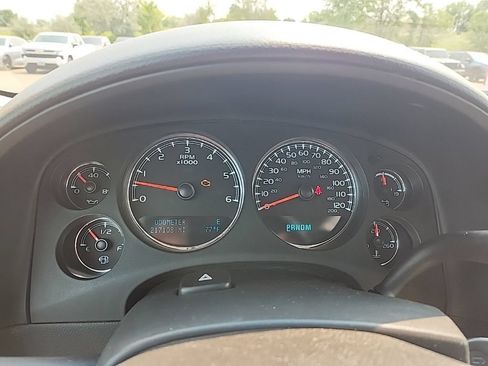 Used 2012 Chevrolet Suburban LS w/ Convenience Package 1 AWD/4WD image 15