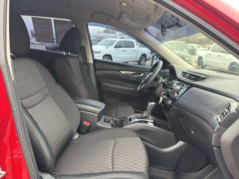 Used 2017 Nissan Rogue S image 15