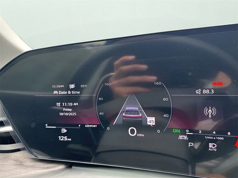 New 2025 Audi Q5 Premium Plus image 51